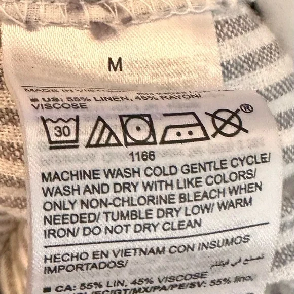 3/$10 Old Navy Striped Gray/White Pants - Picture 5 of 5